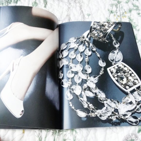 Giorgio Armani 2010 Fashion Lookbook - Picture 1 of 9